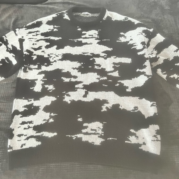 Zara Other - Zara Long sleeve camo shirt